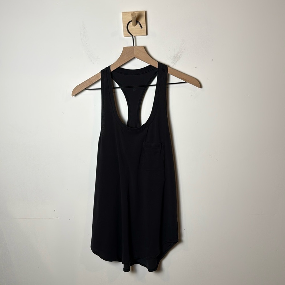 Lululemon Women’s Love Tank with a Front Pocket in Black